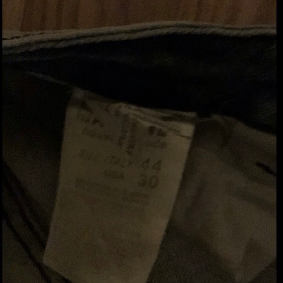 Machine acid washed distressed jeans with jewel embellishments - Picture 4 of 6